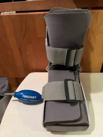Walking Boot AirCast New