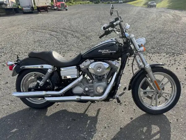 2006 HARLEY DAVIDSON DYNA SUPERGLIDE