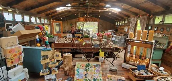 Lilliputopia Farm Stand