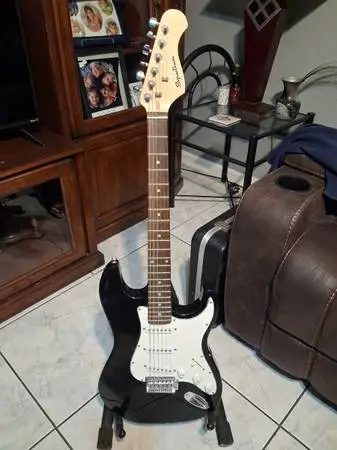 1990s spectrum stratocaster