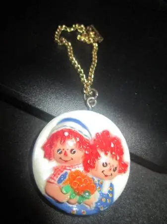 Rare 1974 Raggedy Anne and Andy Pendant / Charm / Bracelet