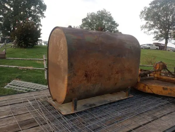 300 gallon fuel tank