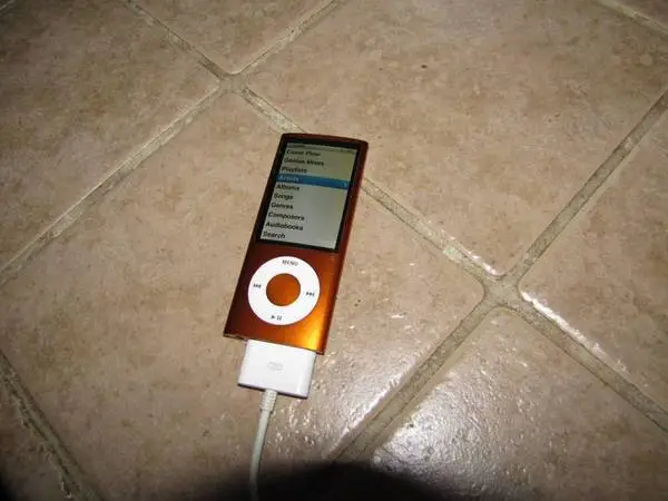 Apple Ipod Nano (No. A1320) 8GB Orange - w/Earbuds + Charging Cable