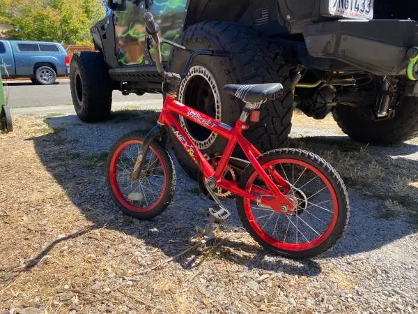 Next Rocket 16” Kids Bike