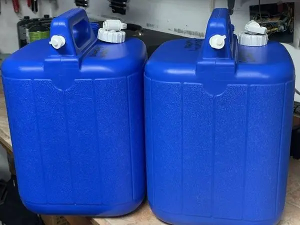 Coleman 5 gallon water jugs