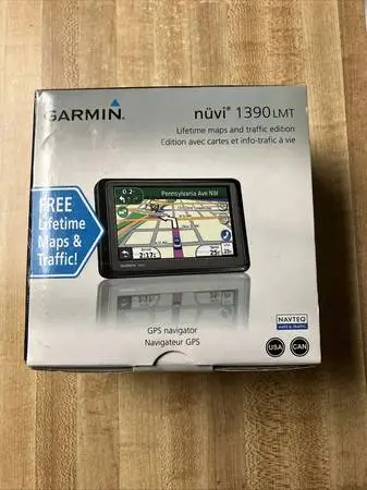 GARMIN NUVI 1390 LMT LIKE NEW! GPS NAVIGATION LIFETIME MAP UPDATES!