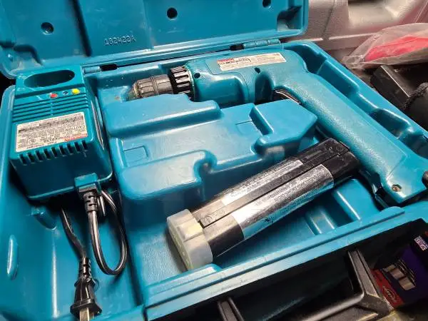 100s of tools from shop / basement / garage