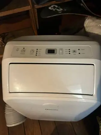 Hisense Portable air conditioner - Dual Hose