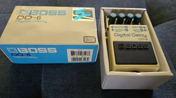 Boss DD-6 Digital Delay Pedal - with Box & Paperwork (Rare Warp Mode Setting)