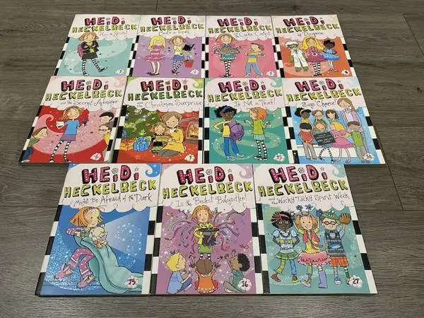 ♥ ♥ ♥ HEIDI HECKELBECK 11 PAPERBACK BOOKS By WANDA COVEN