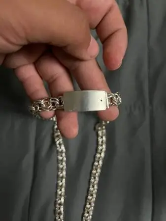 Cadena de plata