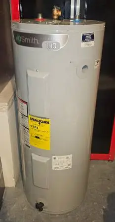 A.O. SMITH SIGNATURE ELECTRIC WATER HEATER.....30 GALLON..NEW....$ 280