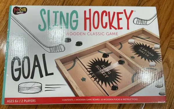 POP+CORN SLING HOCKEY THE WOODEN CLASSIC GAME 6+