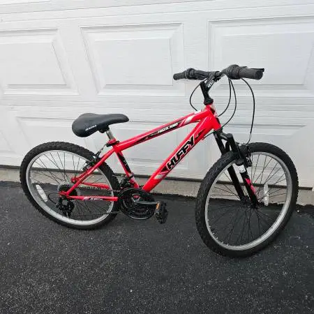 **READ** 24 Wheels Teen Adult Bike Huffy Highland Kolo Gears