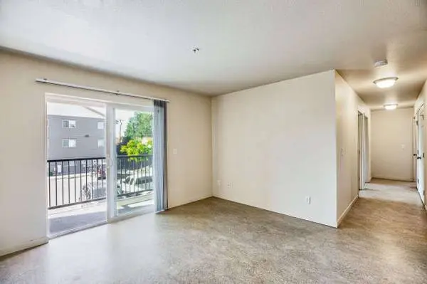 Come see this charming 2 Bed, 1 Bath today! Washer/dryer included!
