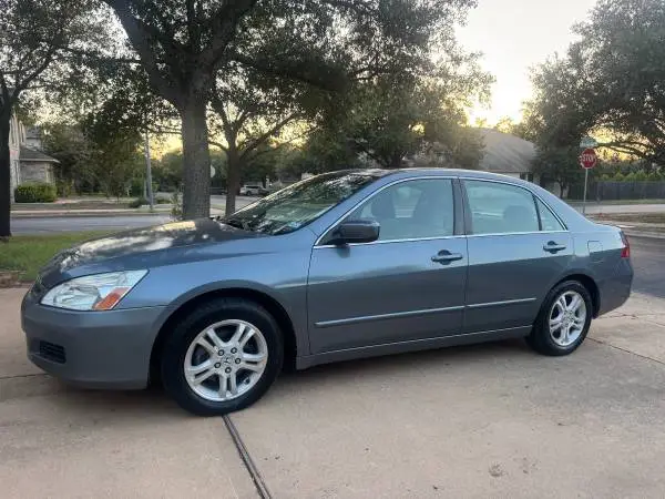 Honda Accord 2007 clean Texas  title $ 3.850