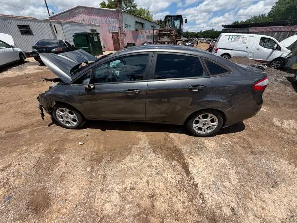2015 Ford Fiesta * 3413  *  Parting Out * Parts Only