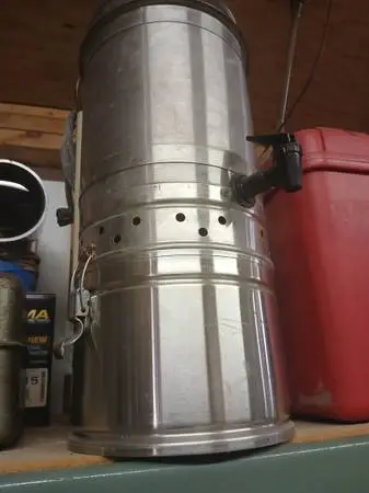 Distilled water generator
