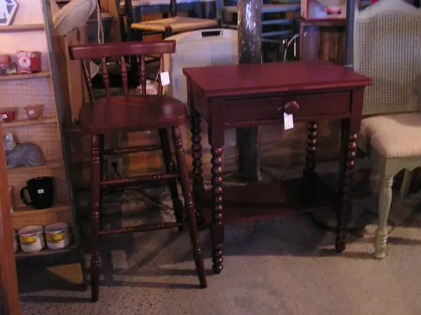 SOLID WOOD STAND