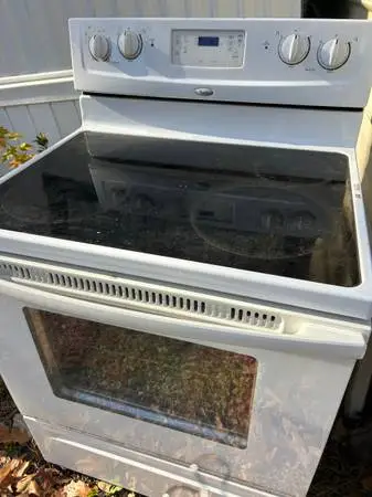 Wihirlpool stove