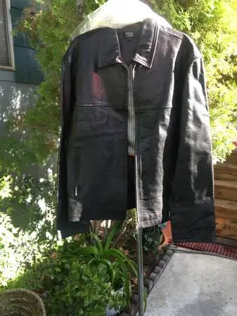 Heavy Mens Black Leather Coat - Wills Club Life - Size Large