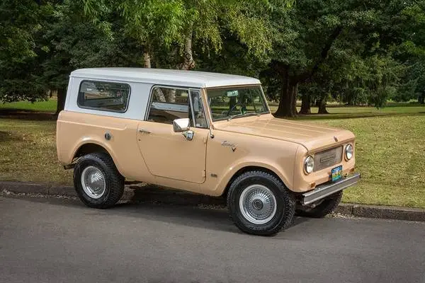 *** ** * WANTED INTERNATIONAL SCOUT 80 800 or Scout II * * * *