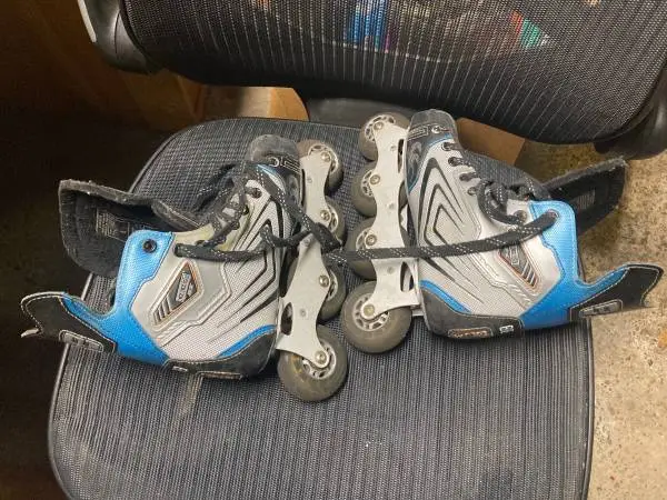 Roller blades size 5.5