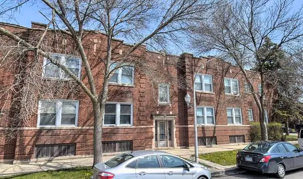 Apartment $1,025 / 1 Bedrooms 1 Bath - Fillmore & Mason