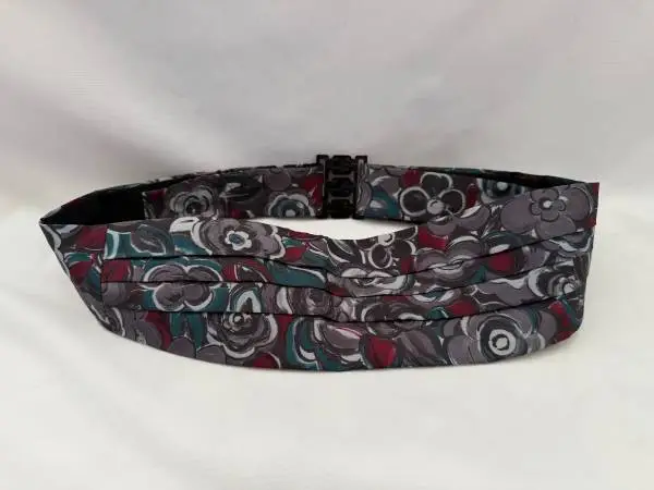 Abstract Floral Adjustable Cummerbund From Size 28 to 46.