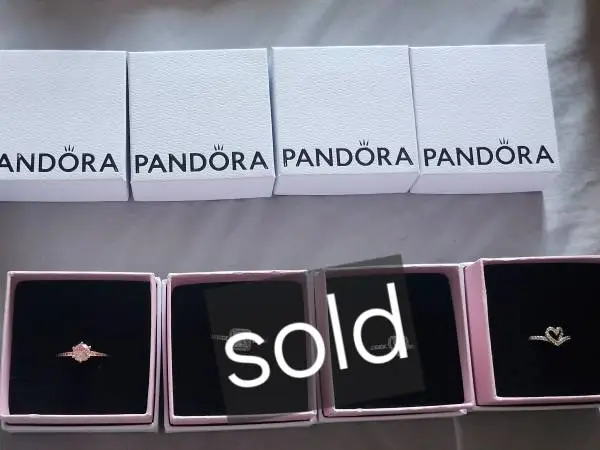 Elegant Pandora ring, size 8 Brand new in original packaging Rose gold