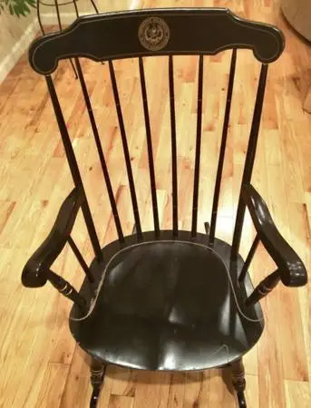 VINTAGE VILLANOVA UNIVERSITY ROCKER ROCKING CHAIR S. BENT & BROS