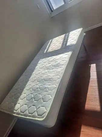 Full mattress