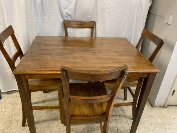 Dinning table