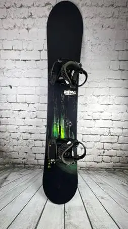 SNOWBOARD WITH BINDINGS 158cm PULSE PALMER