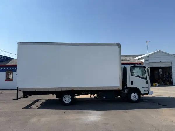 2020 ISUZU NPR HD DIESEL  178 FT BOX - WITH 80,252 MILES