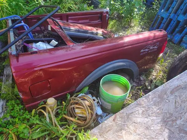 Ford Truck bed / Door and tailgate