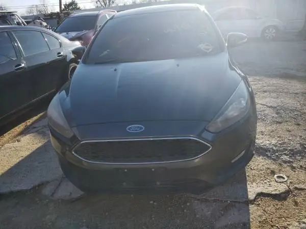 2016 Ford Focus  * MD8 *  Parting Out * Parts Only