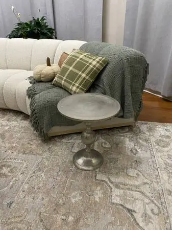Side table, lightweight, silver color.