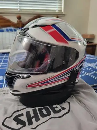 Shoei RF-1200 helmet, size SMALL