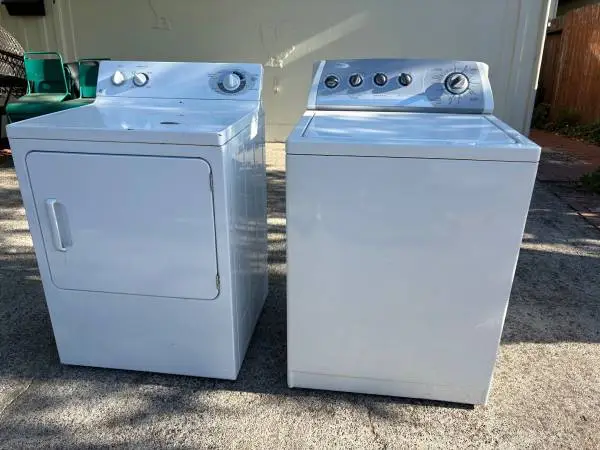 Whirlpool Washing Machine and GE Gas Dryer