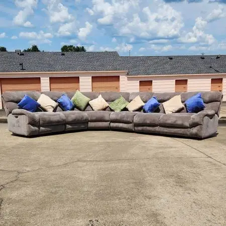 HAINING Sectional Couch  (Power Recliners)