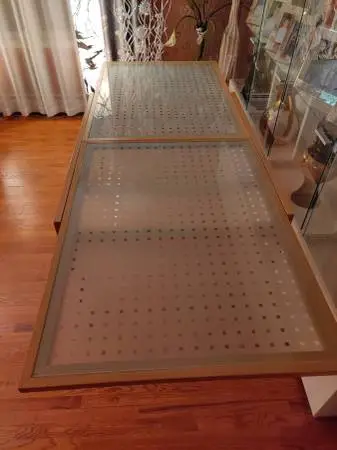 Calligaris (Italy) large, extendable dining room table, mint condition