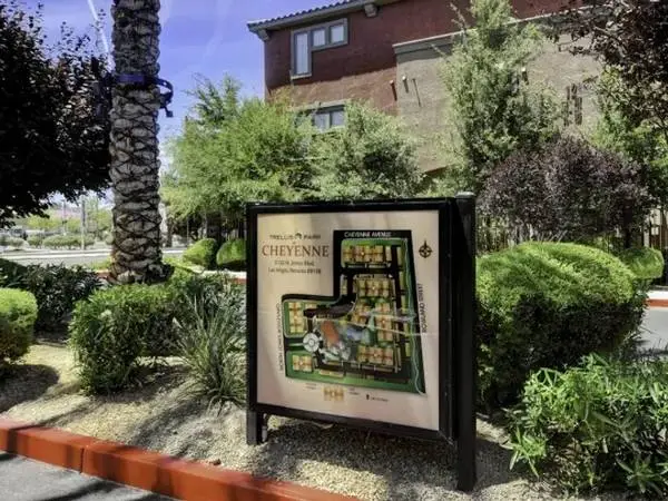 2/BD 2/BA, Accepts Credit Card Payments, Clubhouse