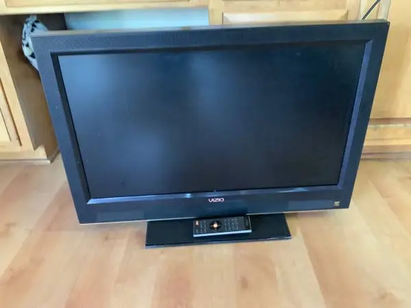 Nice 32” VizioTV - Not Smart TV - Great for Child - Great Price