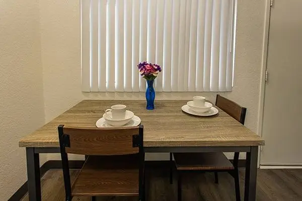 Large one bedroom apartments, No Deposit Call Now