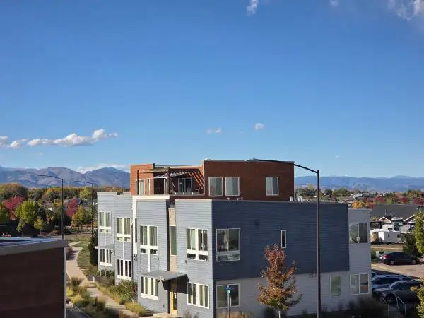 2 Bed | 2 Bath $2034.00 Utilities Included - No Credit Check - Pets OK