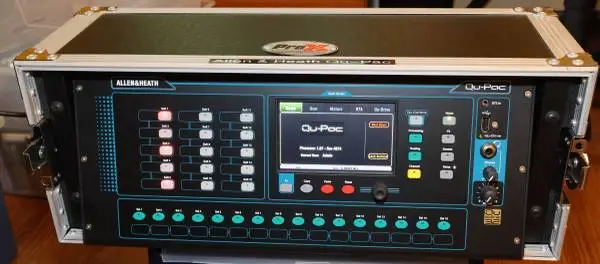 Allen & Heath Qu-Pac 22-in/12-out Digital Mixer in 4-RU Rack