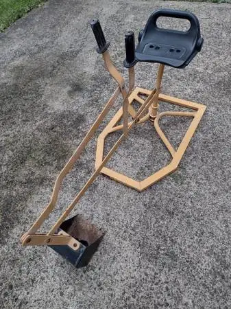 Manual kids sandbox steam shovel