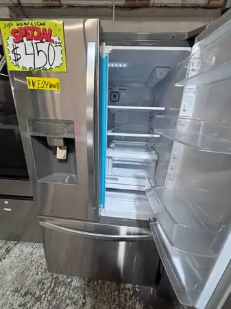 Kenmore 36” stainless french doors fridge (ice maker & water doesn’t work) d