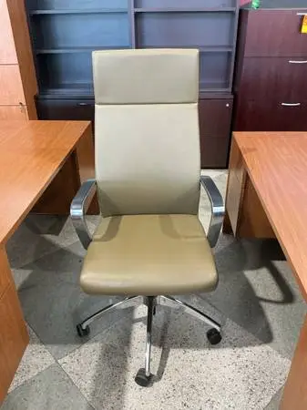High Back Executive Chair by Jasper Group   Newton Series Model